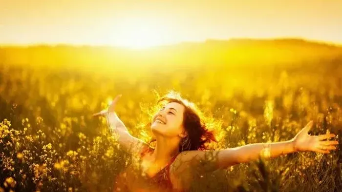 47-130009-benefits-and-damages-of-sunlight_700x400