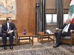 الرئيس بري مستقبلاً الوزير شيباني (محمود يوسف)