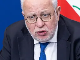الوزير عادل نصار
