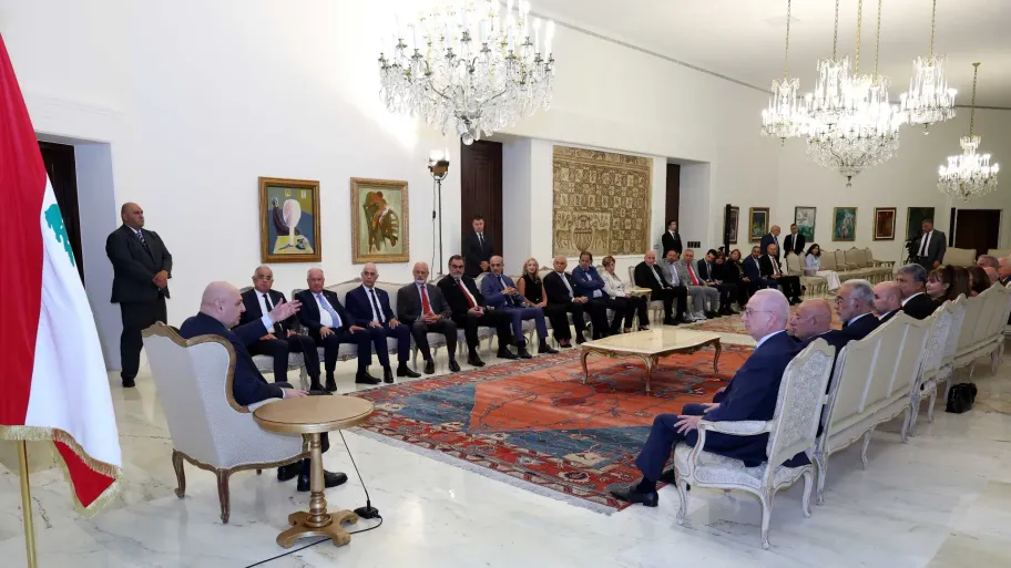 الرئيس عون يتحدث امام وفد اللقاء الارثوذكسي
